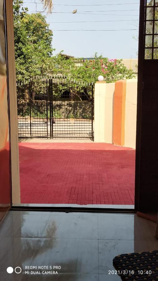 Hemharsh Holiday Home With Pool Karjat Exterior foto